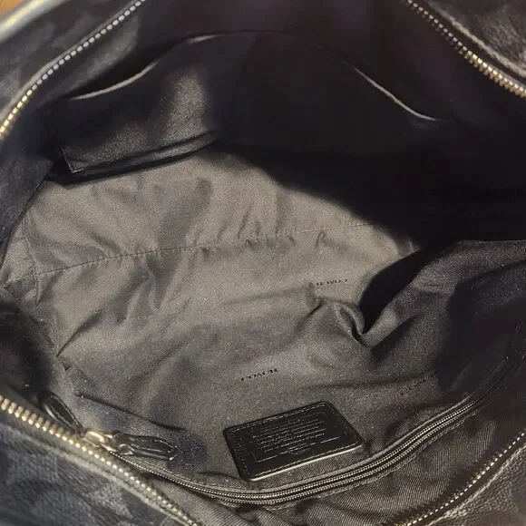 Coach City Zip Tote Signature printed leather. - Picture 12 of 13